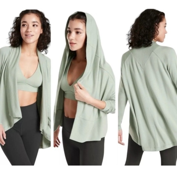 Athleta Nirvana wear two ways wrap in sage green Small Tall - Picture 1 of 6